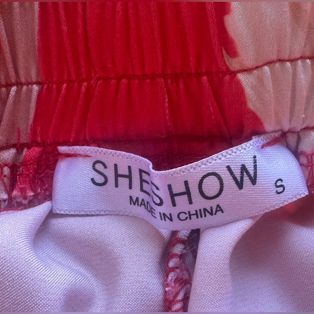 Taylor Swift Satin Pajama Bottoms with Elastic Waste - Picture 3 of 6